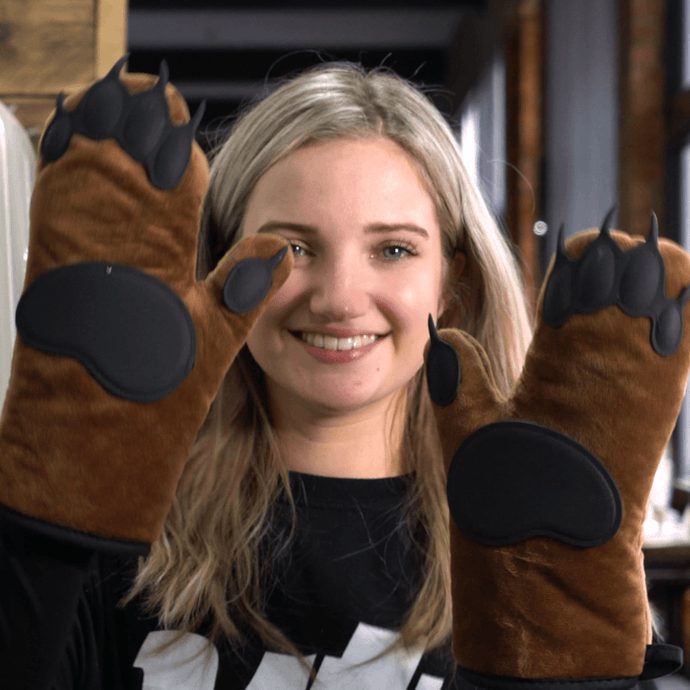 Bear Paw Oven Gloves